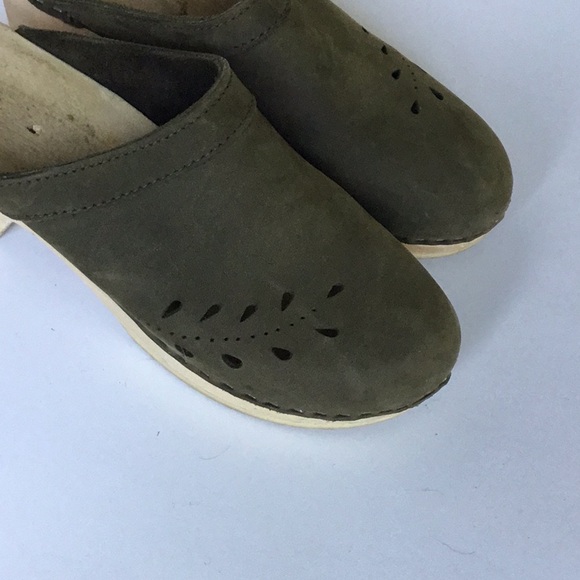 Woman Boho Olive Sage Suede Wooden Clogs size 39 - Picture 11 of 13